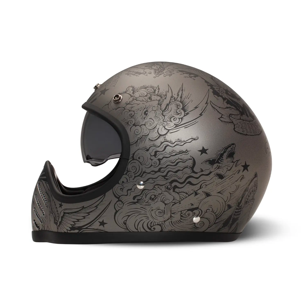 DMD Seventyseven Sailor